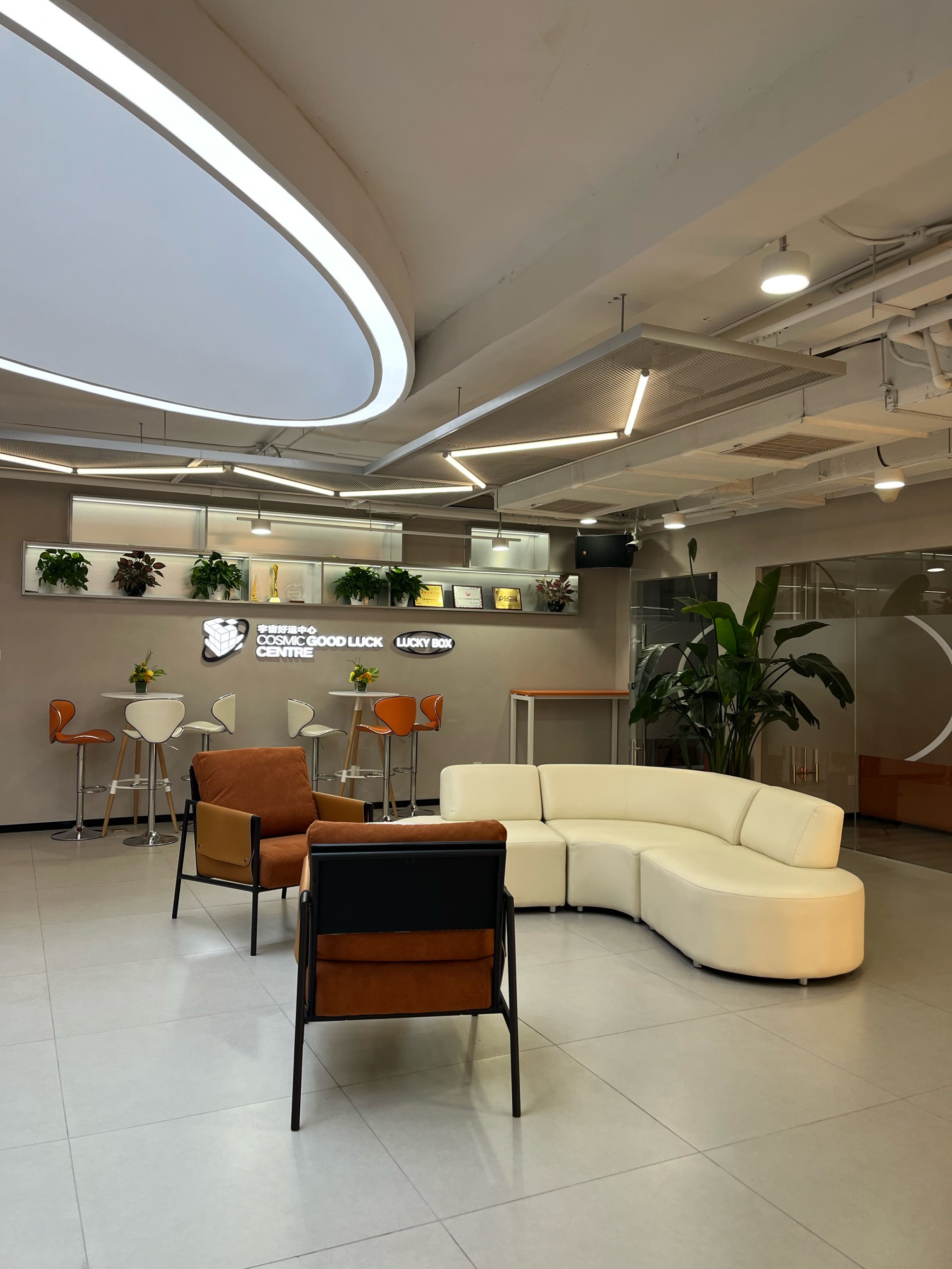 聯合共享辦公與日租展覽服務 靈活高效的現代辦公解決方案